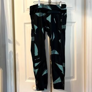 Lululemon navy blue yoga pants